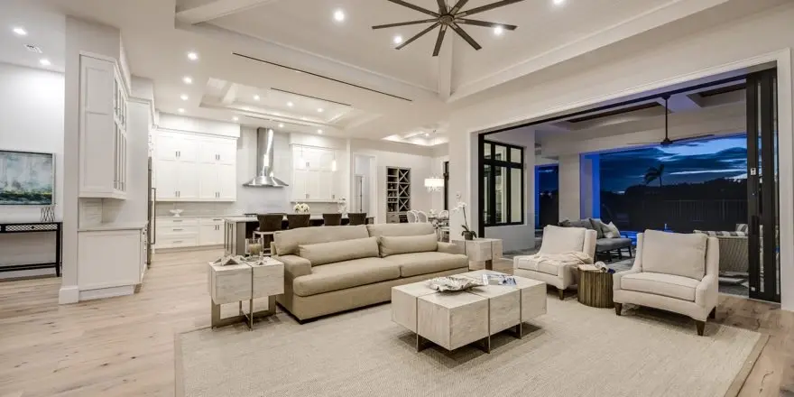 1-Story House Plan 3765 ft²: 4 Beds, 5.5 Baths, Open Floor Plan, 3-Car Garage