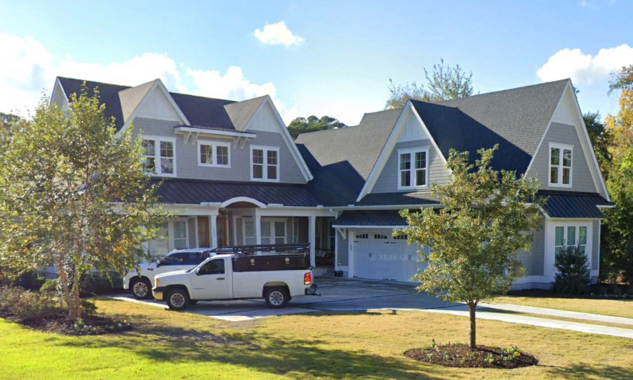 Main Images 4 – 1.5-Story House Plan 4176 ft²: 4 Beds, Home Office, 4.5 Baths, Open Floor Plan, 3-Car Garage — 64726R