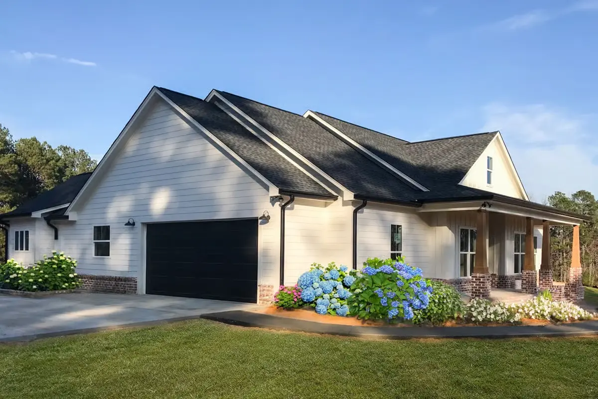 Actual Photos of House 7 – 1-Story House Plan 1993 ft²: 3 Beds, 2.5 Baths, Open Floor Plan, 2-Car Garage — 49216R
