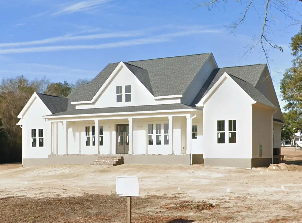 1-Story House Plan 2508 ft²: 4 Beds, Home Office, 3.5 Baths, Open Floor Plan, 3-Car Garage