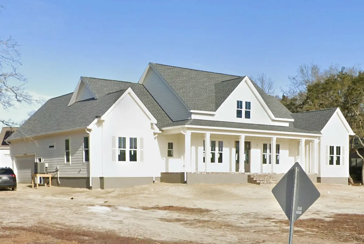 1-Story House Plan 2508 ft²: 4 Beds, Home Office, 3.5 Baths, Open Floor Plan, 3-Car Garage