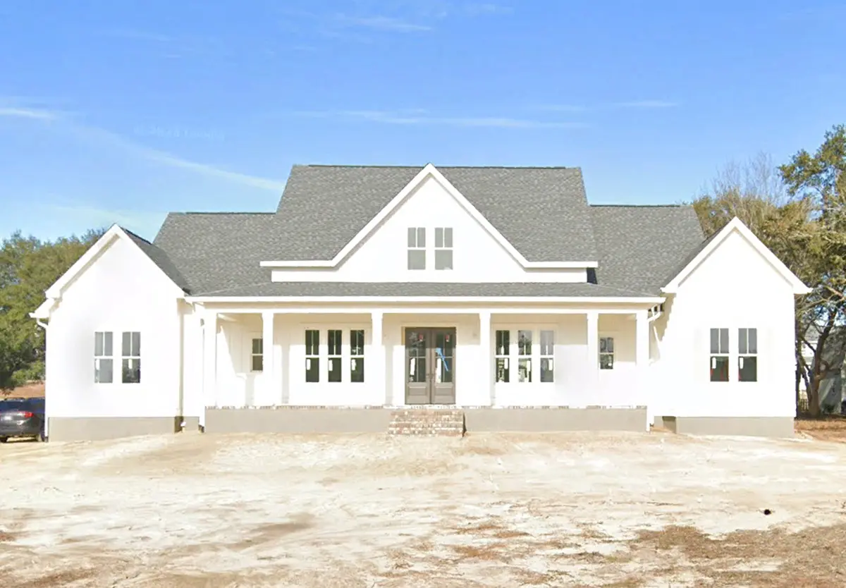 1-Story House Plan 2508 ft²: 4 Beds, Home Office, 3.5 Baths, Open Floor Plan, 3-Car Garage