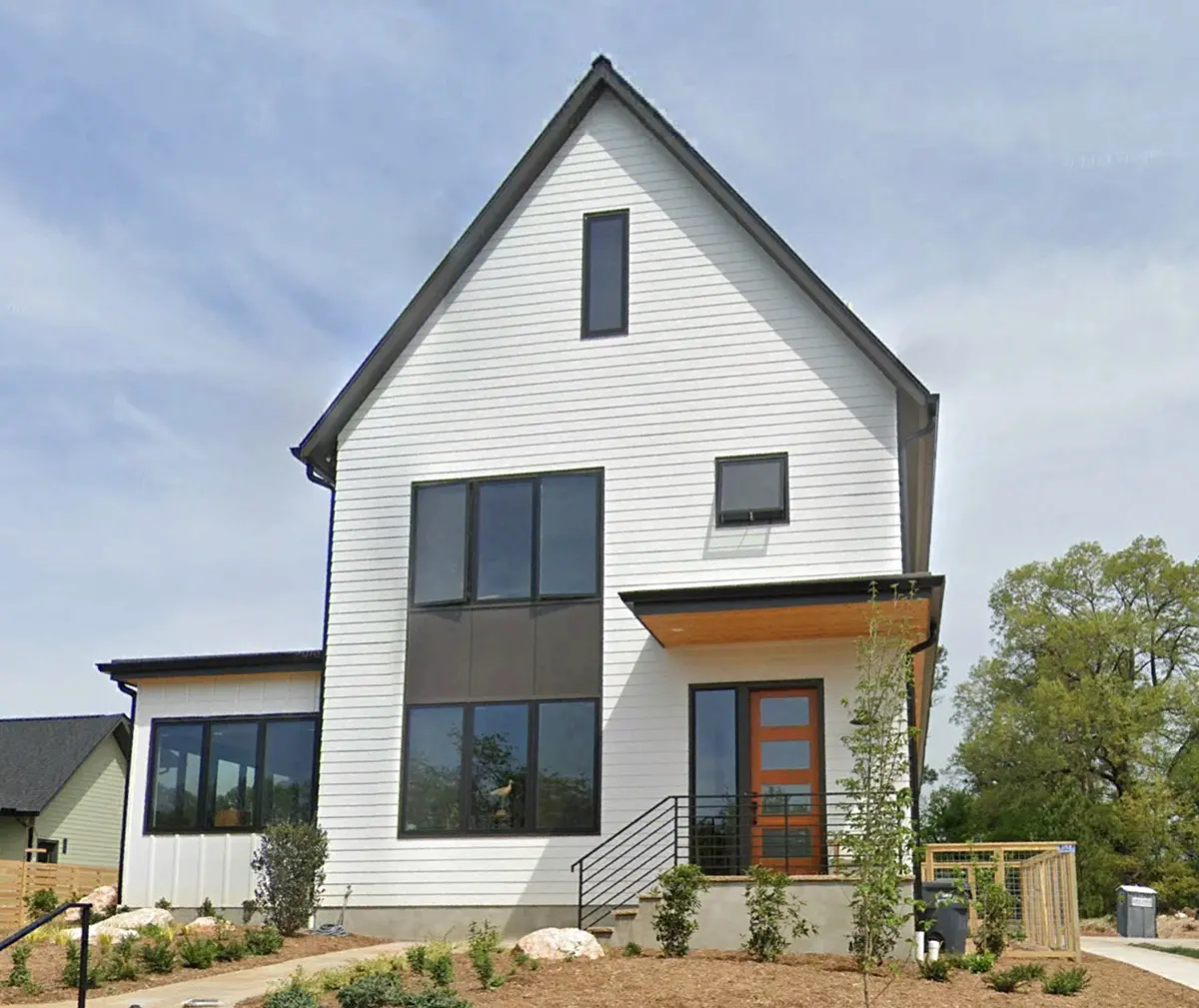Actual Photos of House 9 – 2-Story House Plan 3214 ft²: 4 Beds, Home Office, 3.5 Baths, Open Floor Plan, without Garage — 77169R