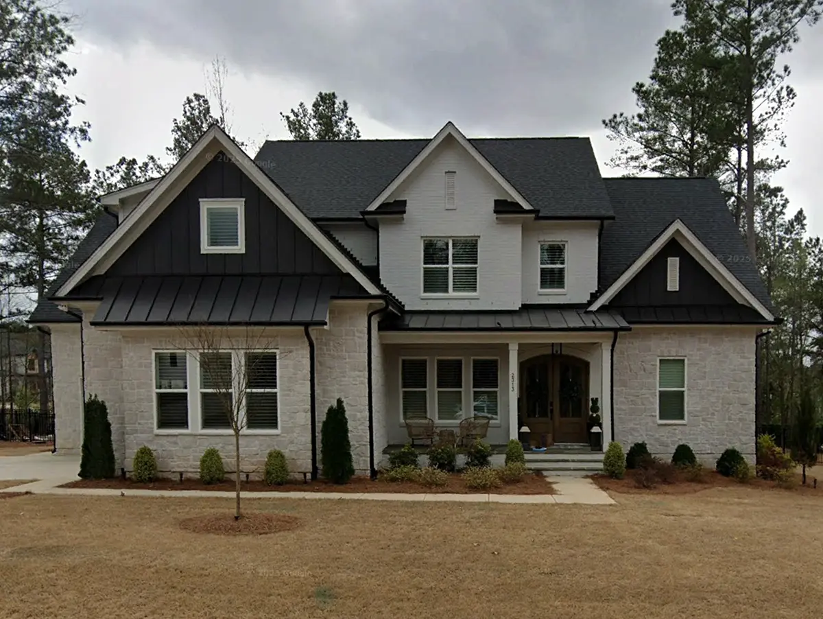 1.5-Story House Plan 4446 ft²: 4 Beds, Home Office, 4 Baths, Open Floor Plan, 3-Car Garage