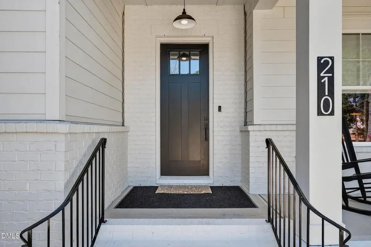 1.5-Story House Plan 3651 ft²: 4 Beds, Home Office, 3.5 Baths, Open Floor Plan, 2-Car Garage
