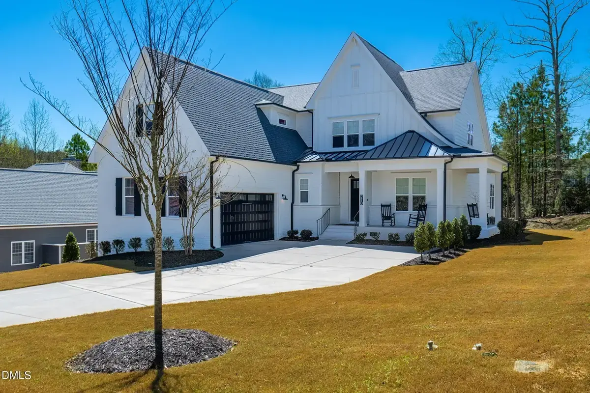 1.5-Story House Plan 3651 ft²: 4 Beds, Home Office, 3.5 Baths, Open Floor Plan, 2-Car Garage