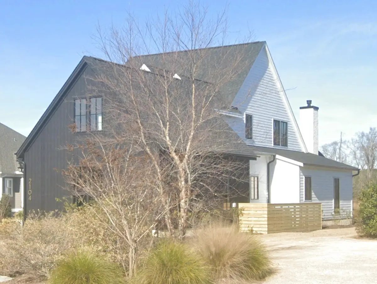 Actual Photos of House 7 – 1.5-Story House Plan 3625 ft²: 3 Beds, 3.5 Baths, Open Floor Plan, 2-Car Garage — 14013R