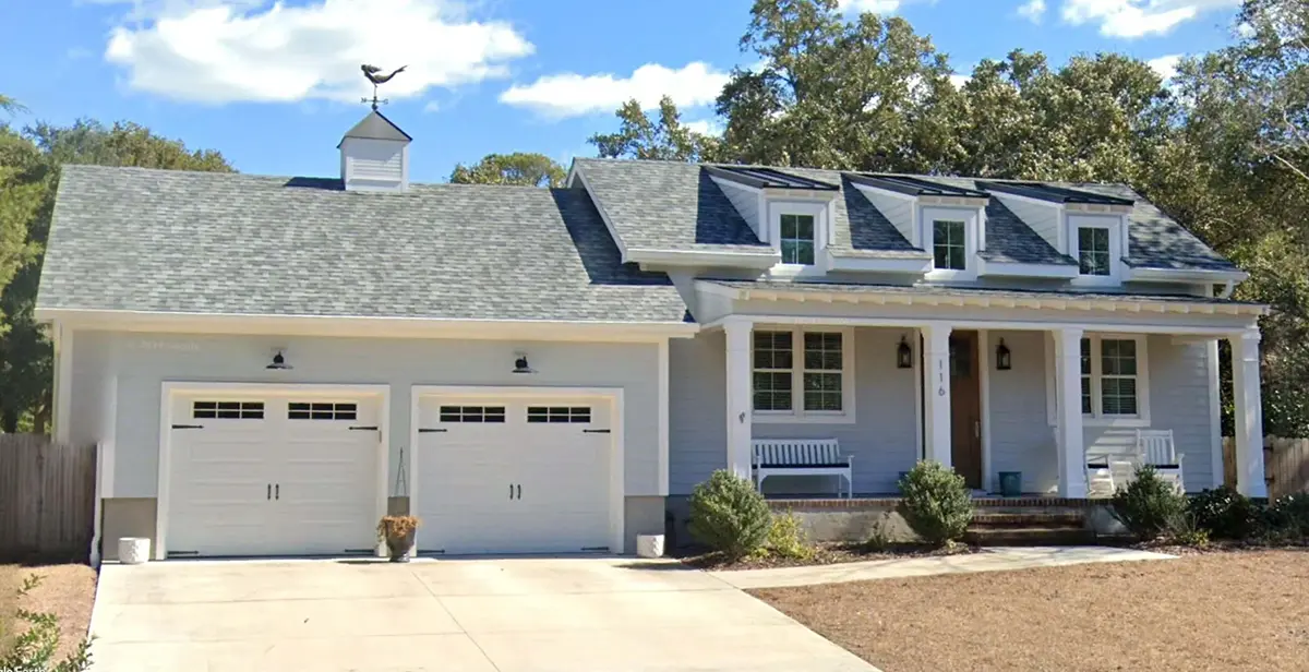 1-Story House Plan 1879 ft²: 3 Beds, 3 Baths, Open Floor Plan, 2-Car Garage