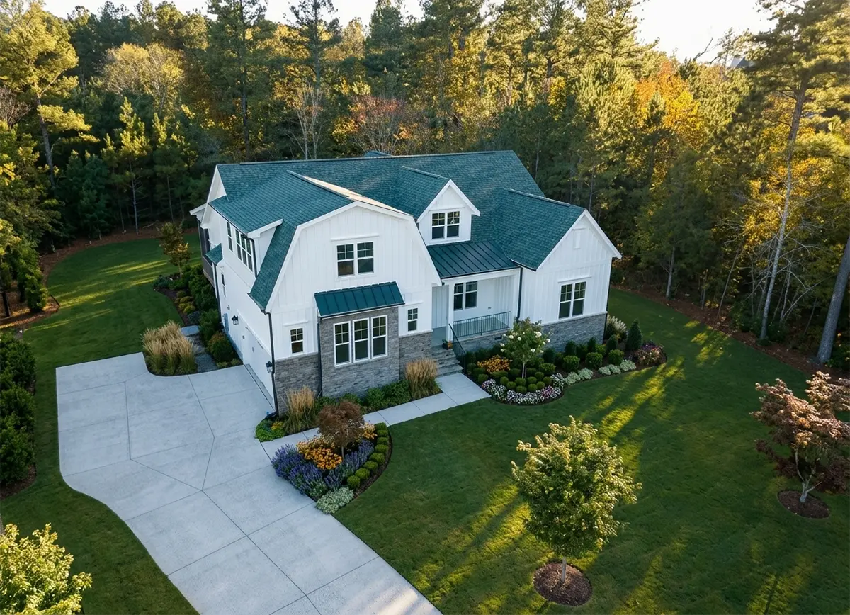 Main Images 3 – 1.5-Story House Plan 3062 ft²: 4 Beds, 3.5 Baths, Open Floor Plan, 2-Car Garage — 97890R