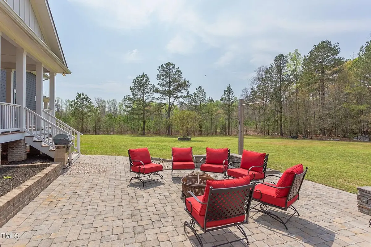 1.5-Story House Plan 3363 ft²: 3 Beds, 3.5 Baths, 3-Car Garage