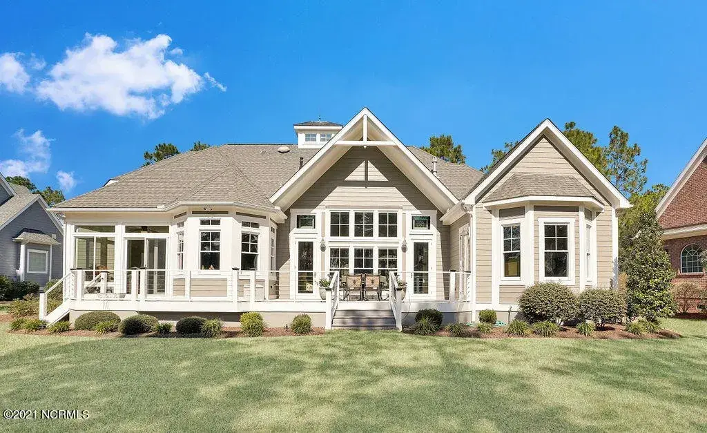1.5-Story House Plan 3657 ft²: 3 Beds, Home Office, 3.5 Baths, Open Floor Plan, 2-Car Garage