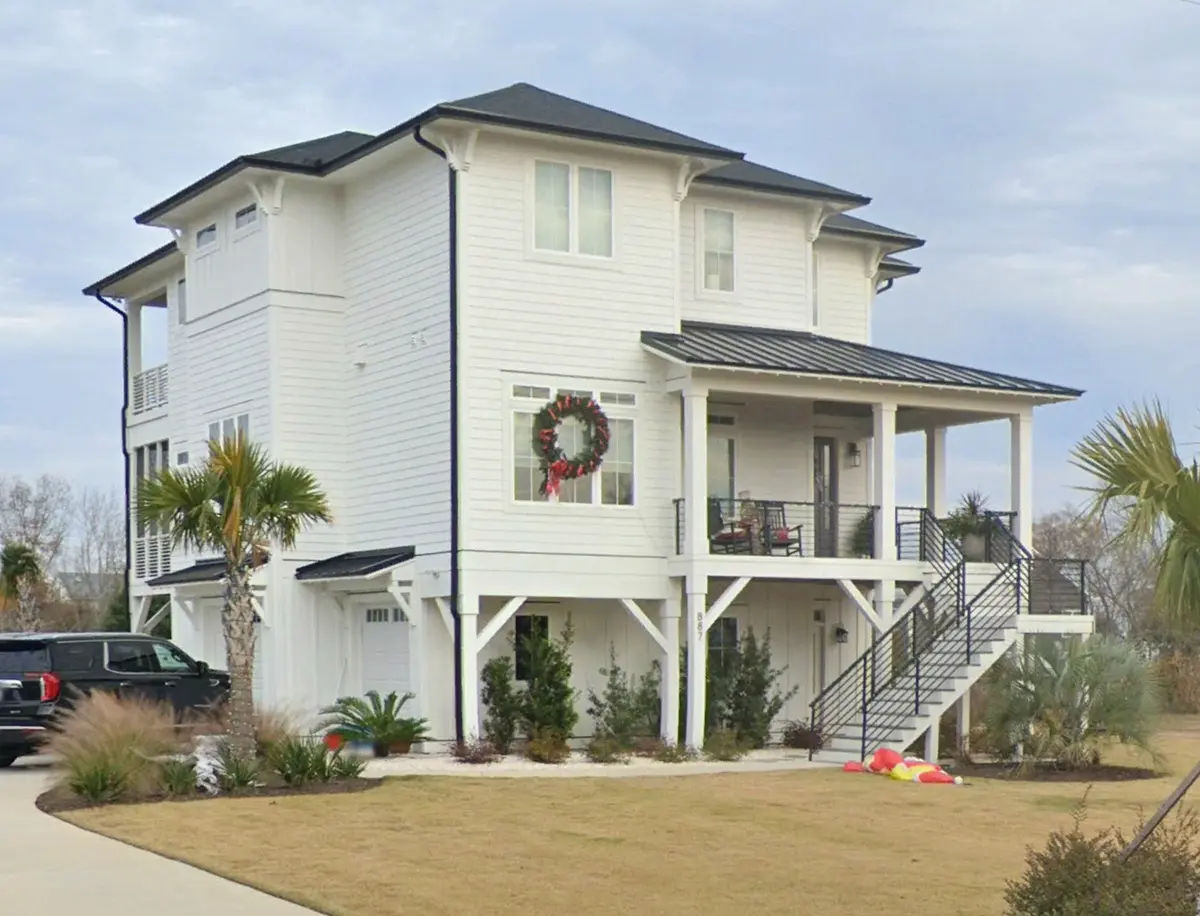 3-Story House Plan 3420 ft²: 4 Beds, 3.5 Baths, Open Floor Plan, 2-Car Garage