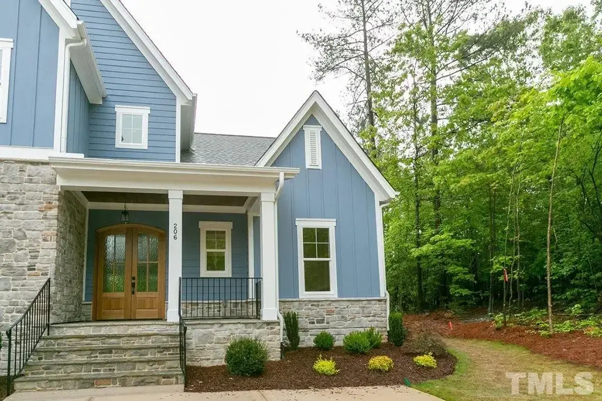 1.5-Story House Plan 4343 ft²: 3 Beds, Home Office, 4.5 Baths, Open Floor Plan, 3-Car Garage
