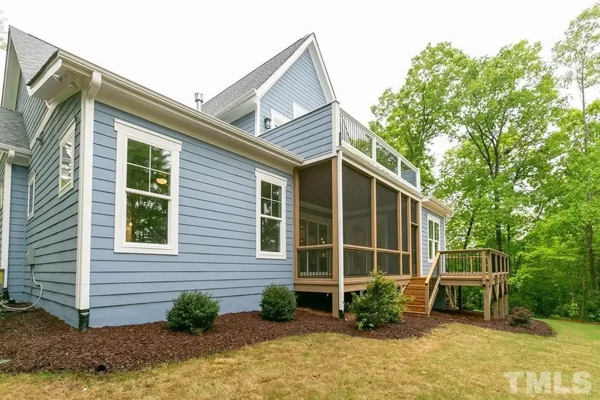 1.5-Story House Plan 4343 ft²: 3 Beds, Home Office, 4.5 Baths, Open Floor Plan, 3-Car Garage