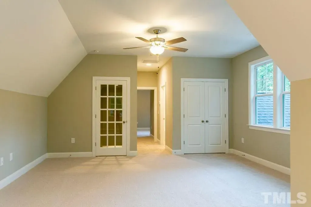 1.5-Story House Plan 3198 ft²: 4 Beds, Home Office, 3.5 Baths, Open Floor Plan, 3-Car Garage