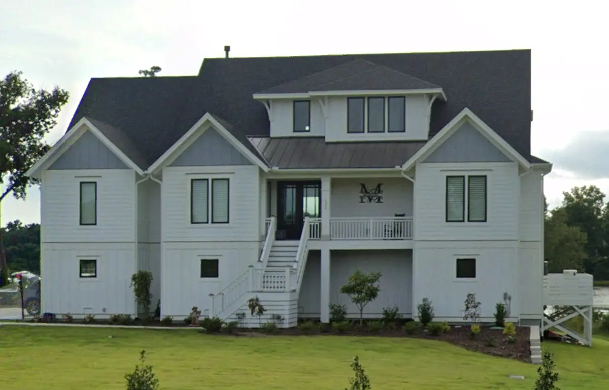 3-Story House Plan 4058 ft²: 4 Beds, Home Office, 4 Baths, 3-Car Garage