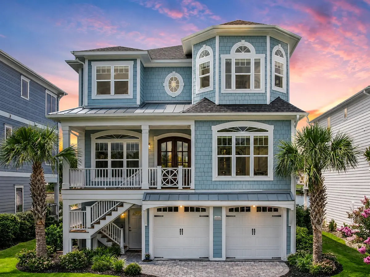 3-Story House Plan 3821 ft²: 4 Beds, Home Office, 4 Baths, Open Floor Plan, 2-Car Garage