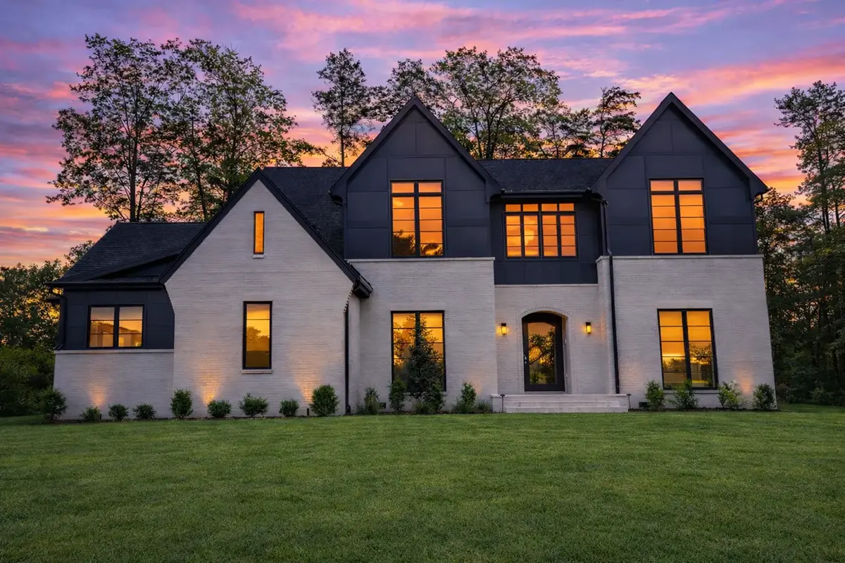 2-Story House Plan 4101 ft²: 4 Beds, 4.5 Baths, Open Floor Plan, 3-Car Garage