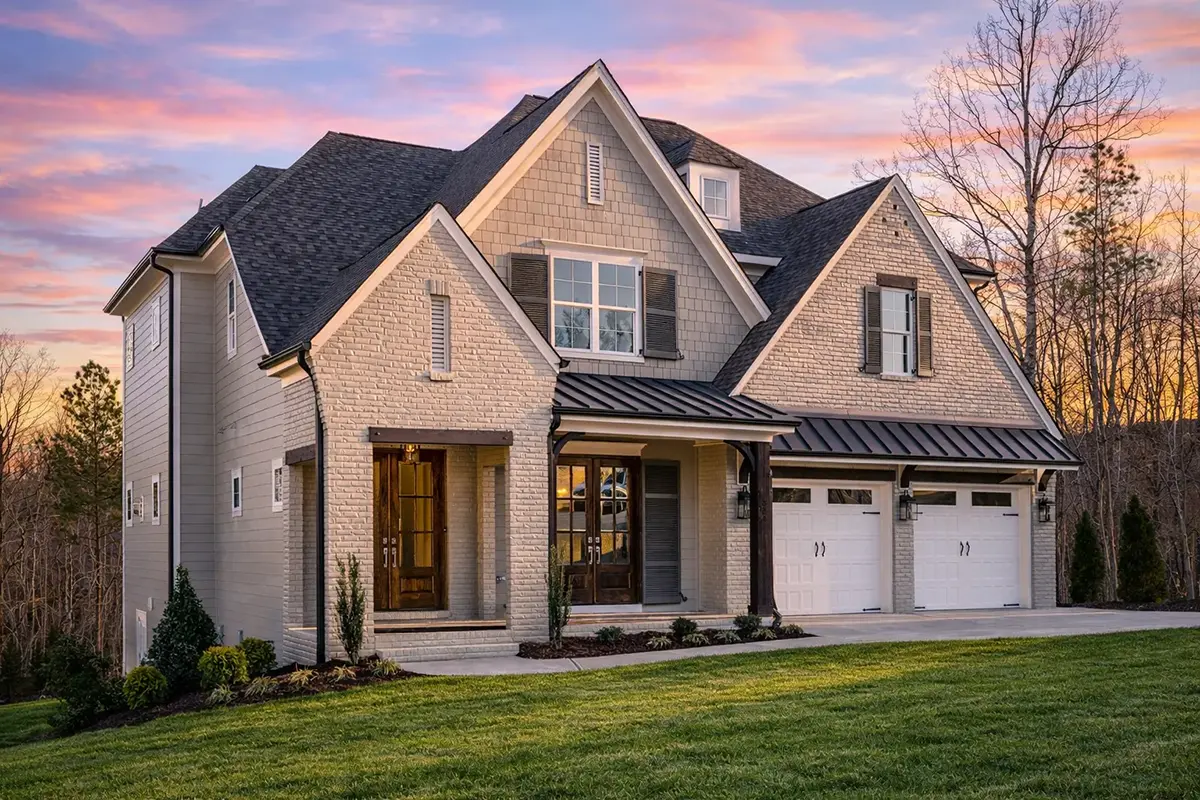 Main Images 4 – 2-Story House Plan 3223 ft²: 4 Beds, 4.5 Baths, Open Floor Plan, 2-Car Garage — 29805R