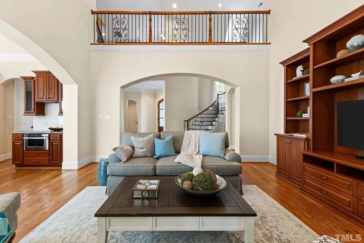 Interior 12 – 2-Story House Plan 4300 ft²: 4 Beds, Home Office, 4 Baths, Open Floor Plan, 2-Car Garage — 88919R