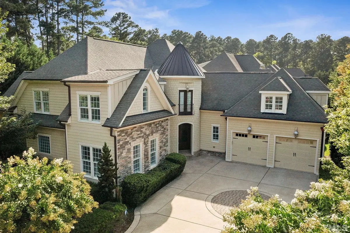 Actual Photos of House 15 – 2-Story House Plan 4300 ft²: 4 Beds, Home Office, 4 Baths, Open Floor Plan, 2-Car Garage — 88919R