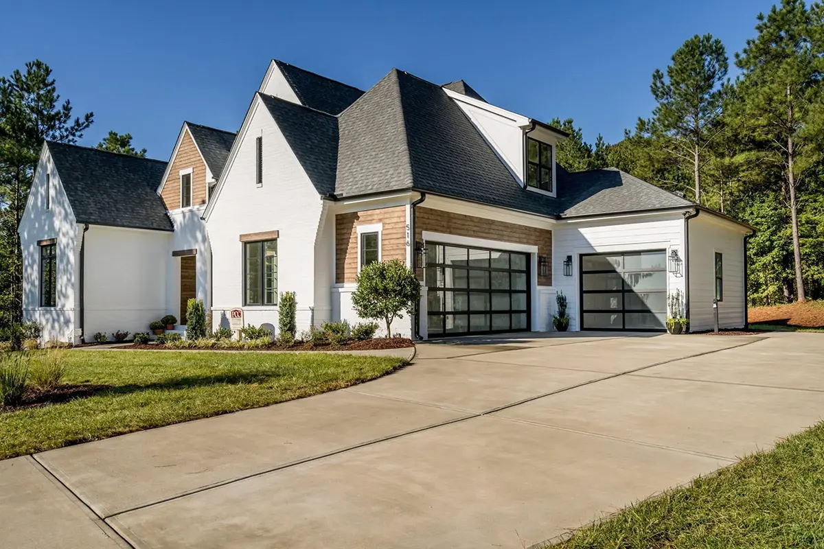 Main Images 4 – 2-Story House Plan 4037 ft²: 4 Beds, Home Office, 5 Baths, Open Floor Plan, 3-Car Garage — 32038R