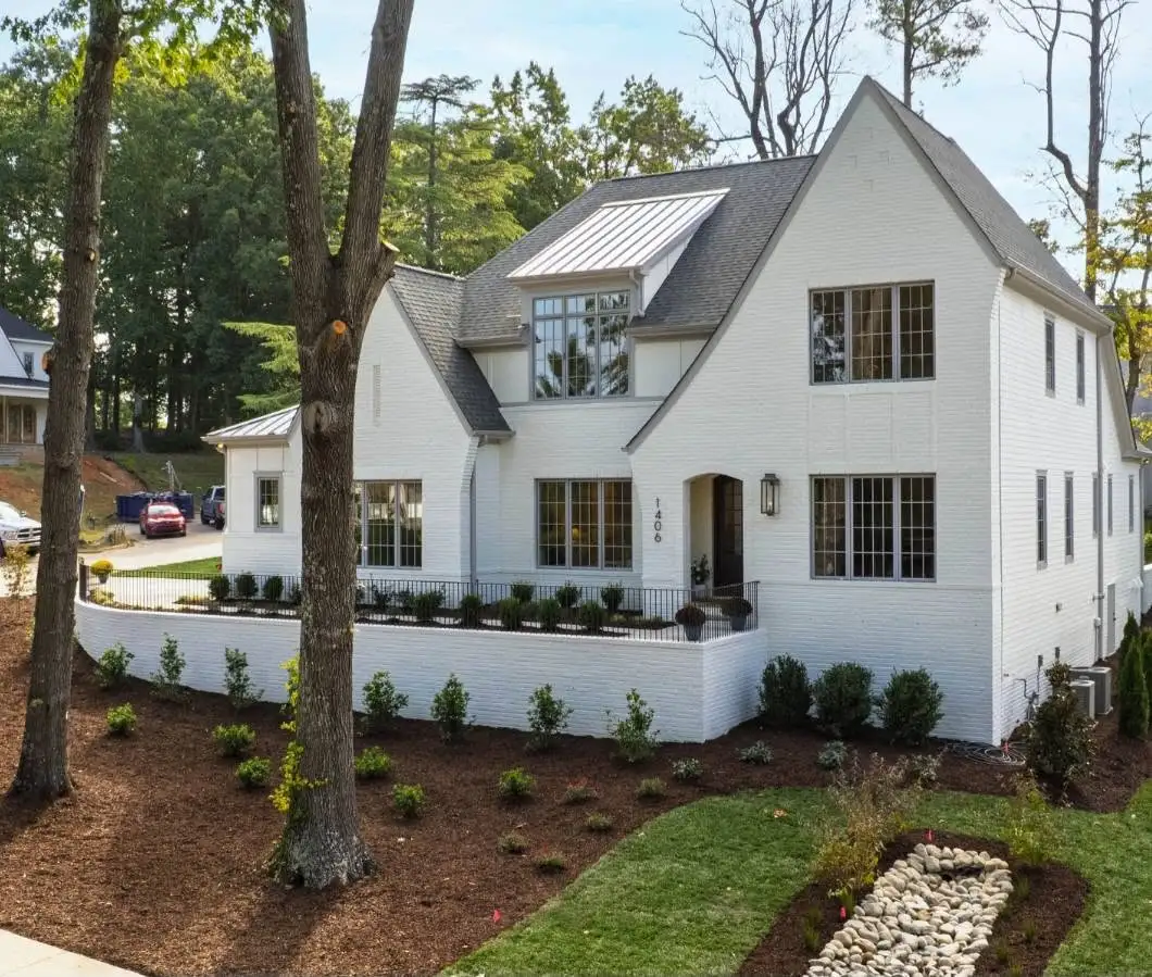 Actual Photos of House 16 – 2-Story House Plan 4133 ft²: 5 Beds, Home Office, 5.5 Baths, Open Floor Plan, 3-Car Garage — 35974R