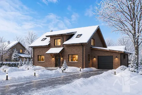 Main Images 4 – 1.5-Story House Plan 2032 ft², 3 Beds — 97009R