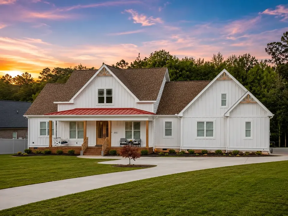 Main Images 2 – 1-Story House Plan 2951 ft², 3 Beds — 14626R
